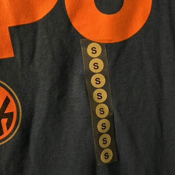 Adidas Blue and Orange #KP6 Knicks T-Shirt - Picture 4 of 6